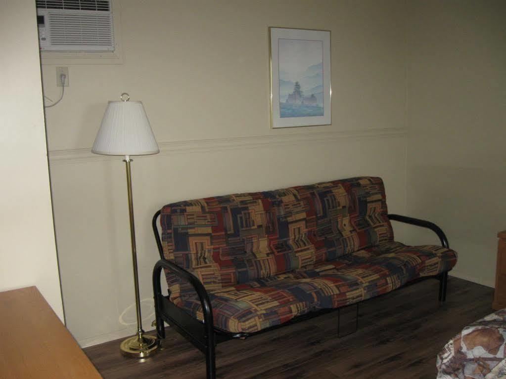 Motel De La Pointe Aux Bouleaux Baie-Sainte-Catherine Bagian luar foto
